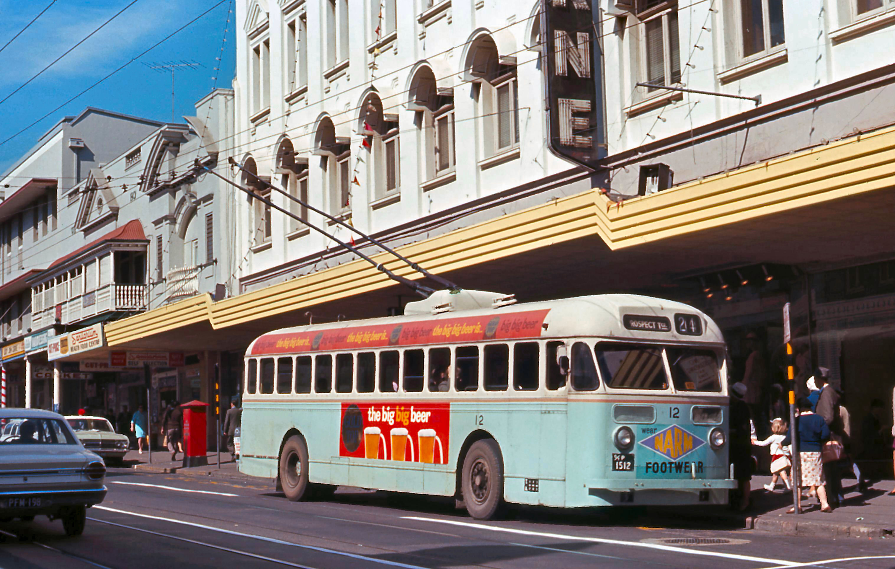 Trolly Bus