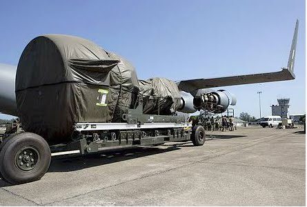 C-17 engine being loaded