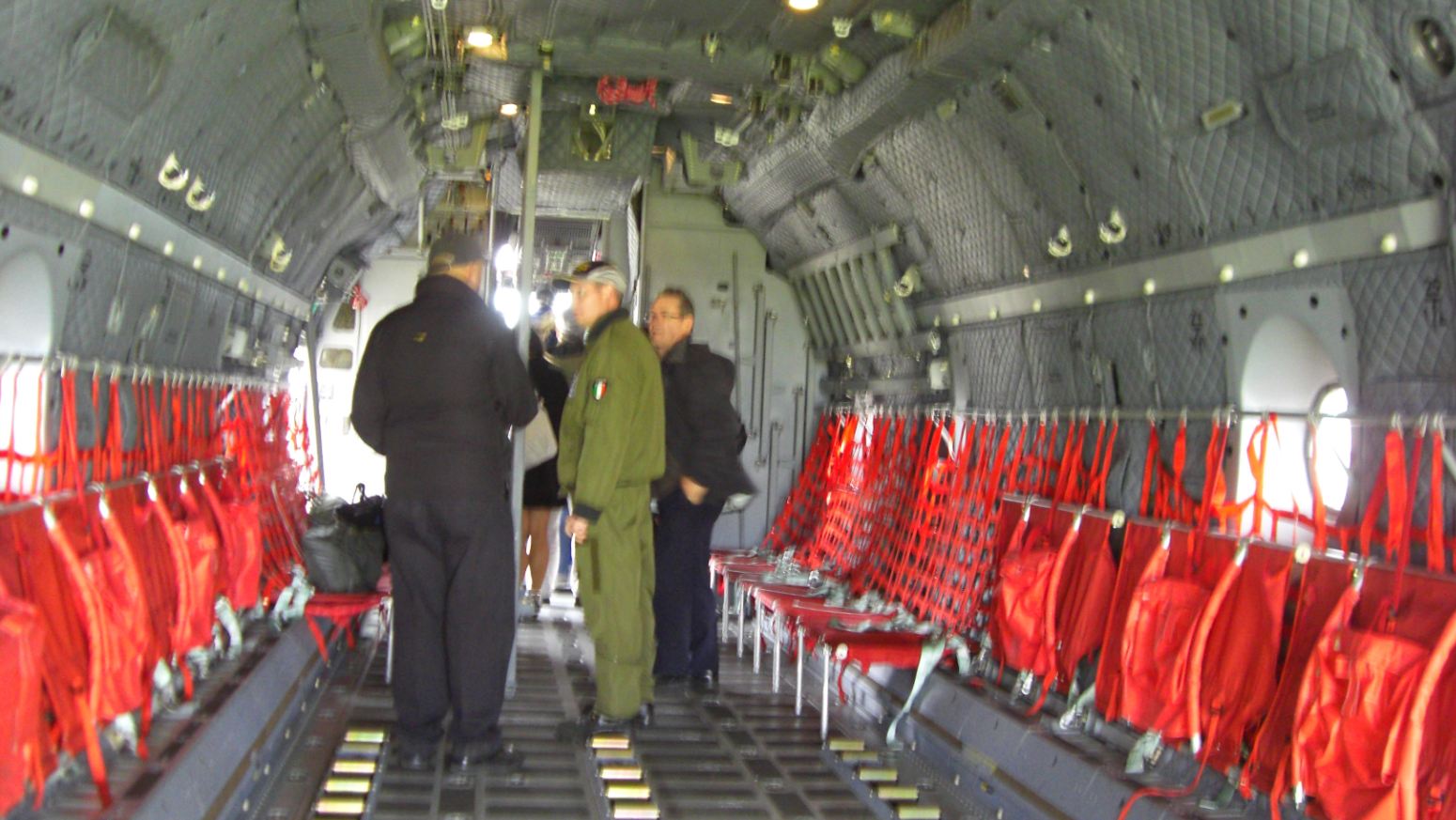 Cargo hold, C-27